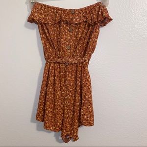 Strapless romper